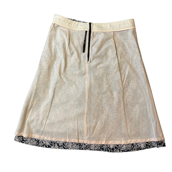 GAP Black and Peach Floral A-Line Skirt - Picture 6 of 8